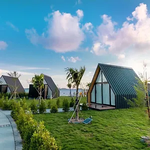 Resort Summer Bay Club & By Preference, Sihanoukville